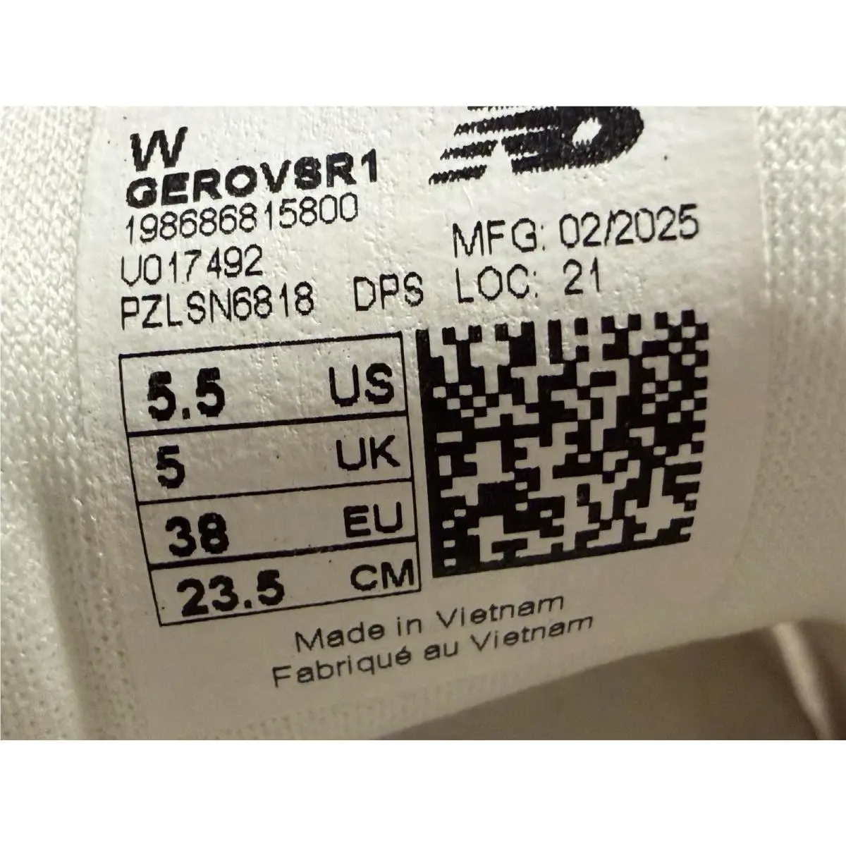 New Balance shoes - Fresh Foam Roav - Fresh Foam Roav - GEROVSR1 - White, Pink 9