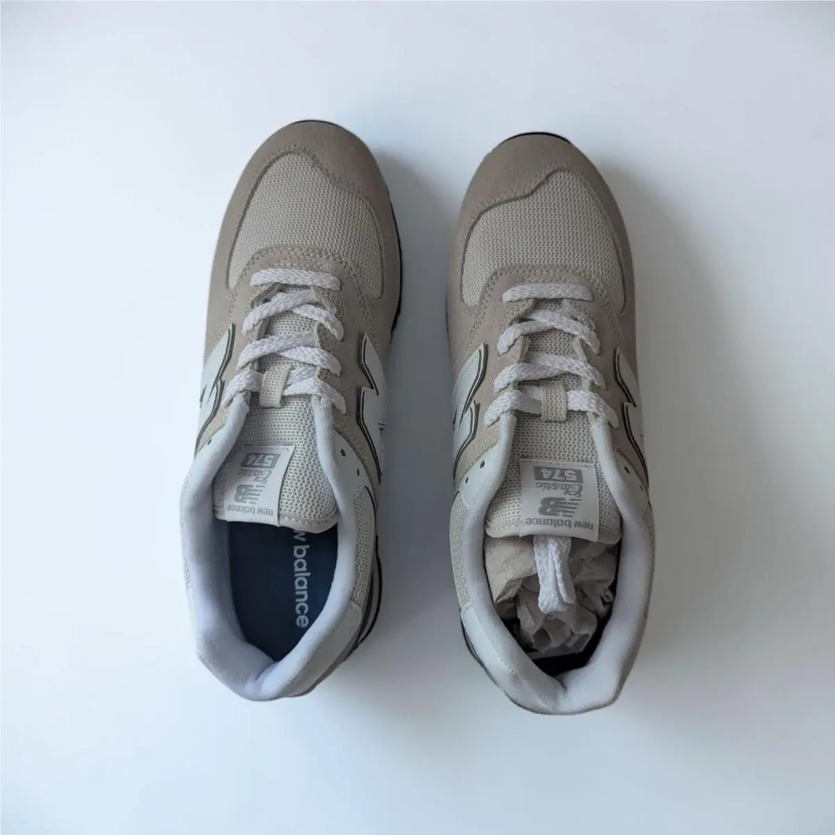 New Balance shoes - New Balance 574 - White & Grey 3