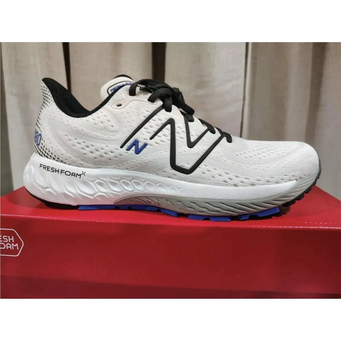 Size 8 New Balance Fresh Foam X 880v13 Men’s Running Shoes White/blue W/box