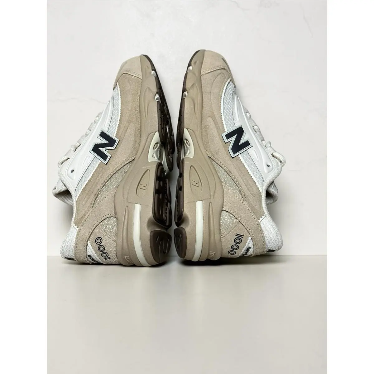 New Balance shoes - 1000 (New Balance`s retro-futuristic runner silhouette) - GC1000SP - Beige 5