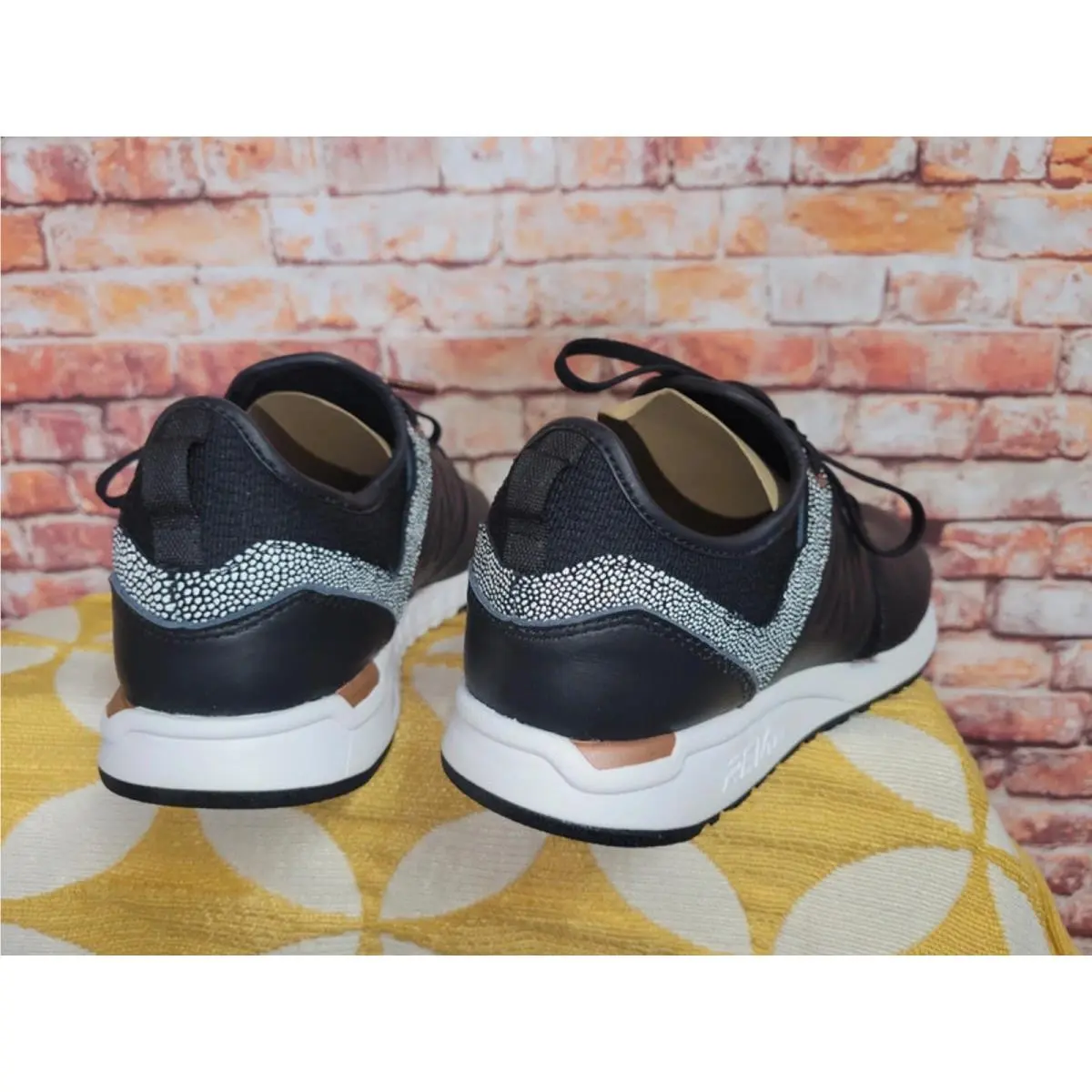 New Balance shoes - Black 3
