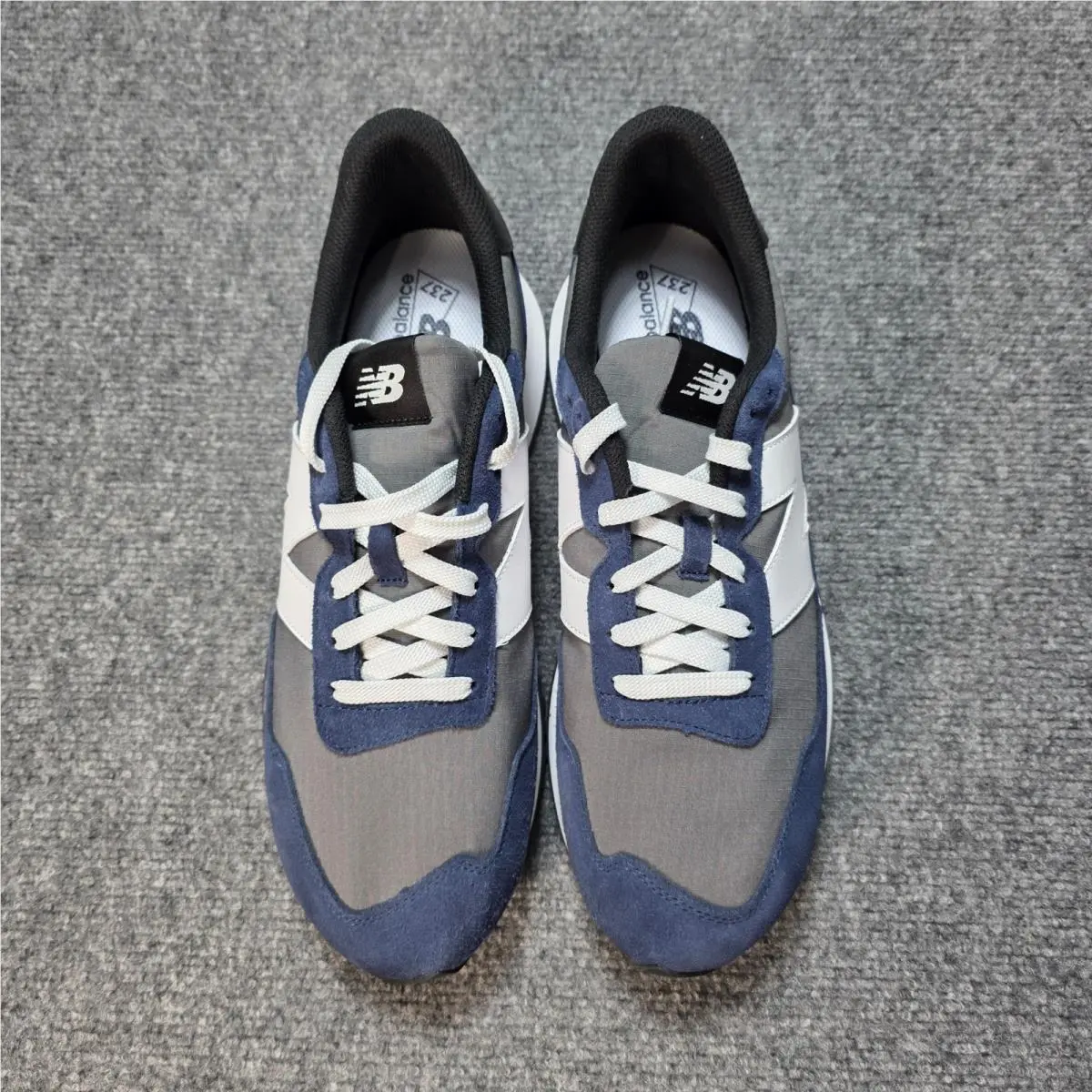 New Balance shoes - Blue 1
