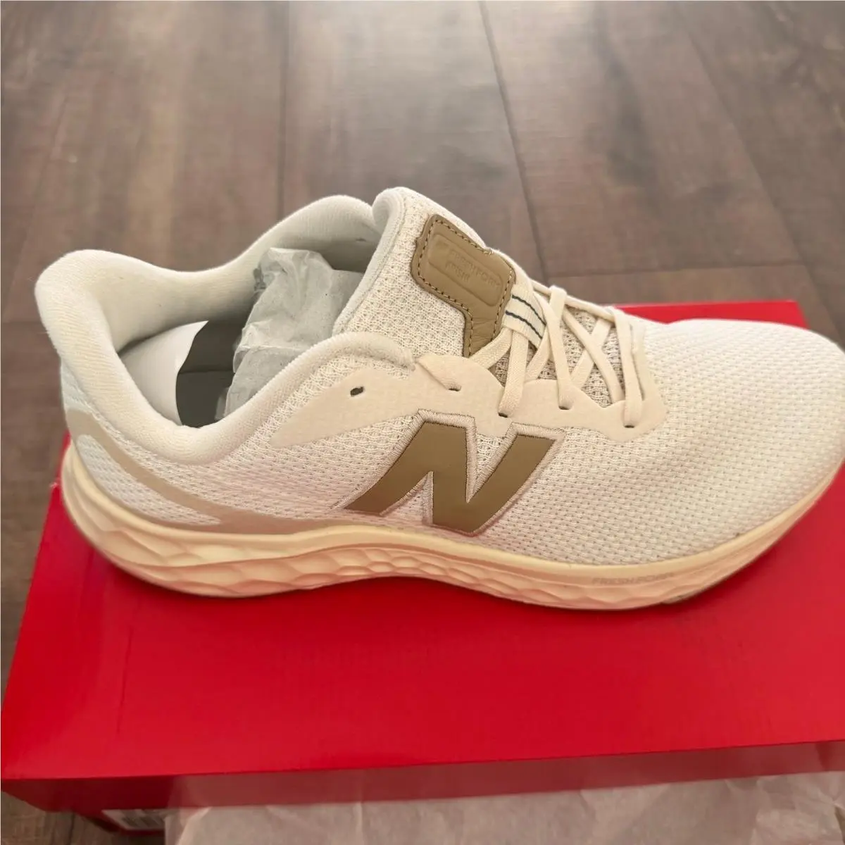New Balance shoes - New Balance Fresh Foam Arishi v4 - Beige 1
