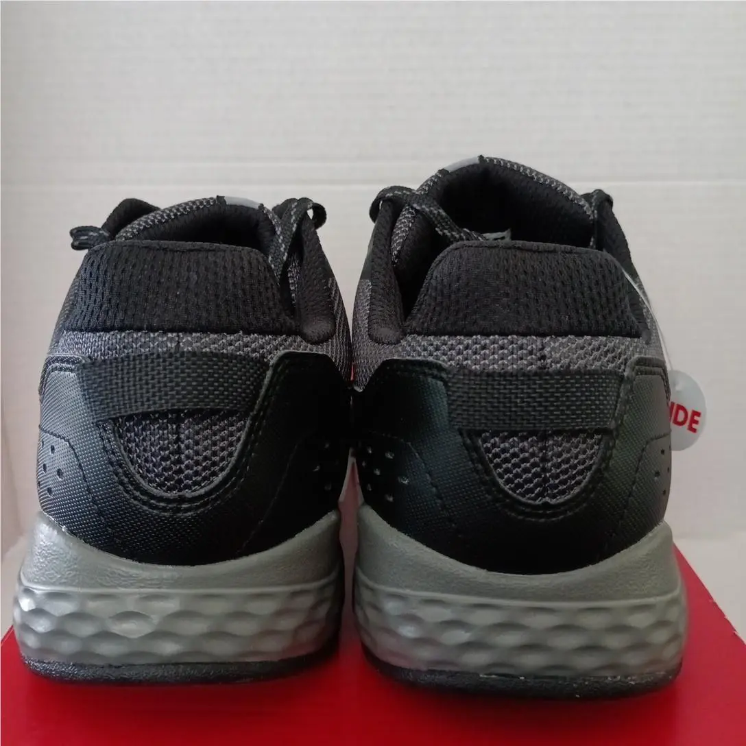 New Balance shoes - New Balance 410v8 - Black 3