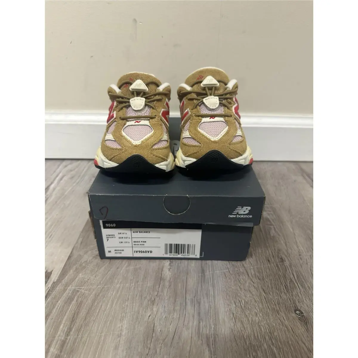 New Balance shoes - IV9060VD - IV9060VD - Beige Pink 0