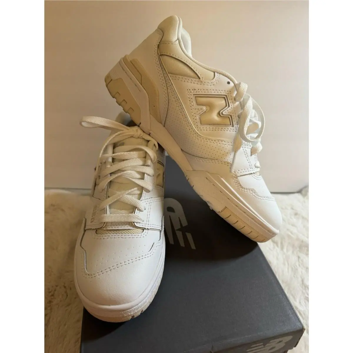 New Balance 550 Sneakers Running Walking White/cream Women Size 8