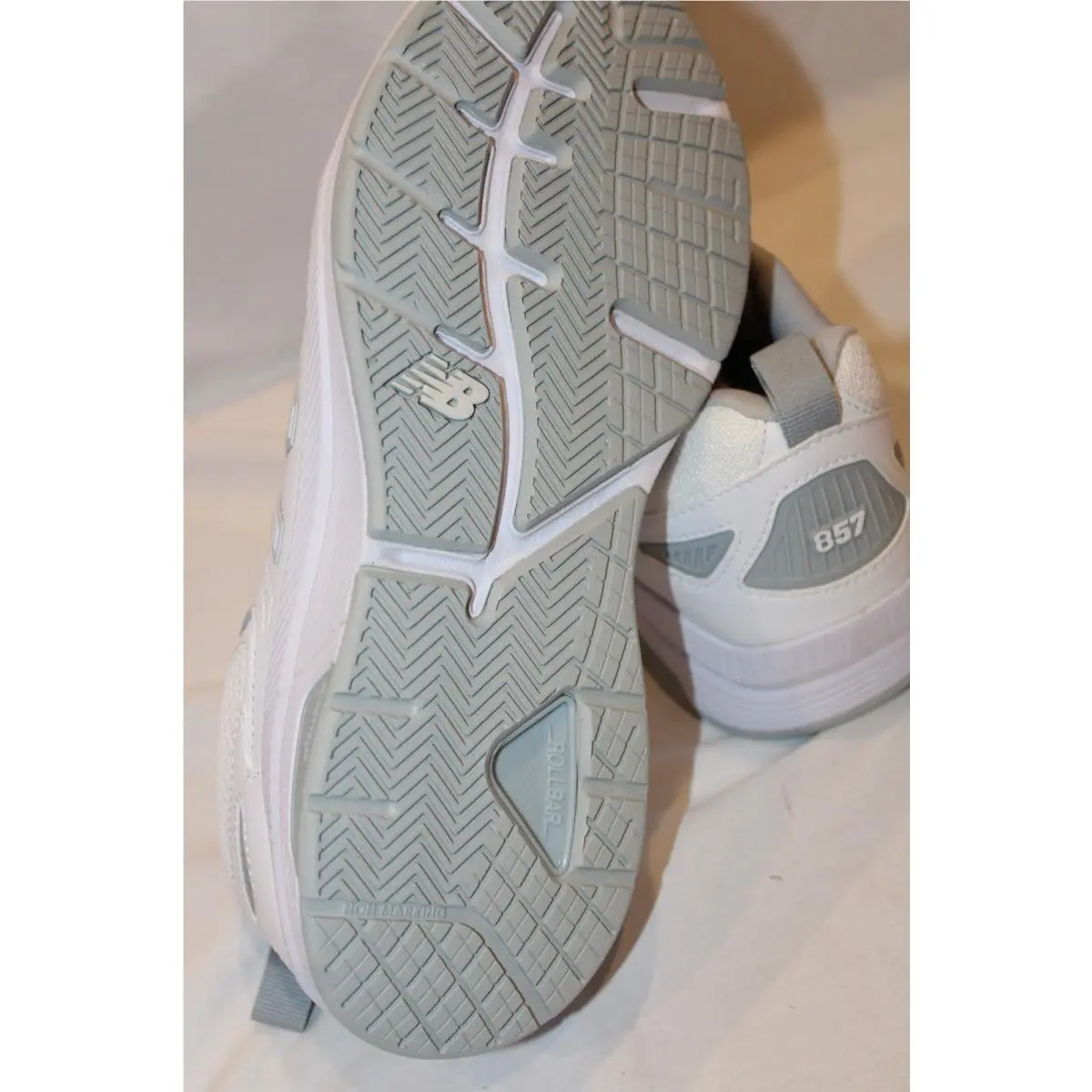 New Balance shoes - White 4