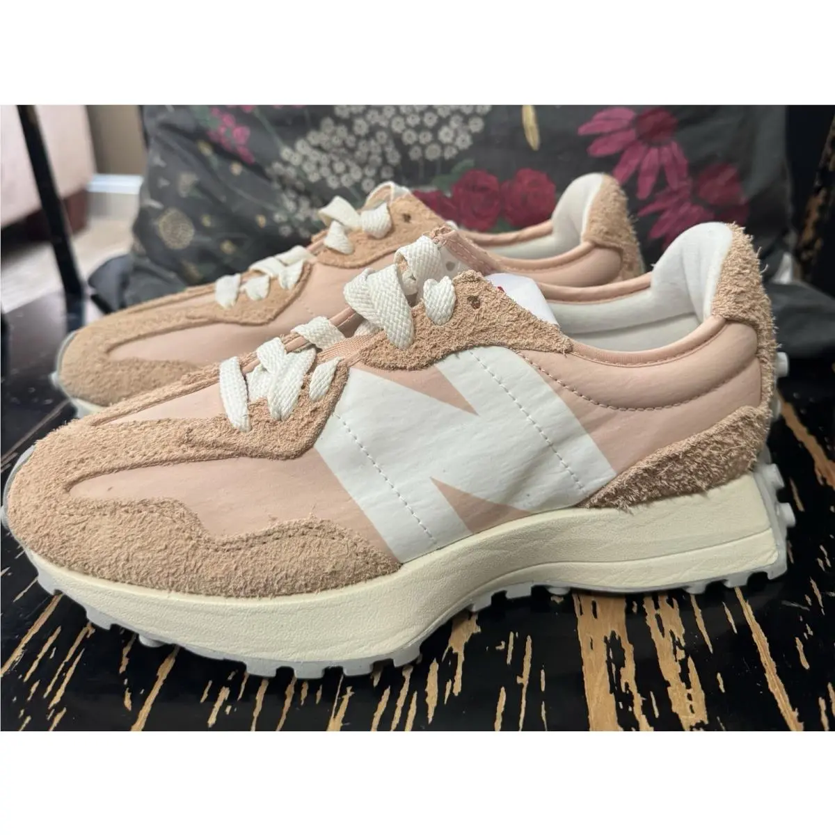 New Balance shoes - New Balance 327 - Pink 2