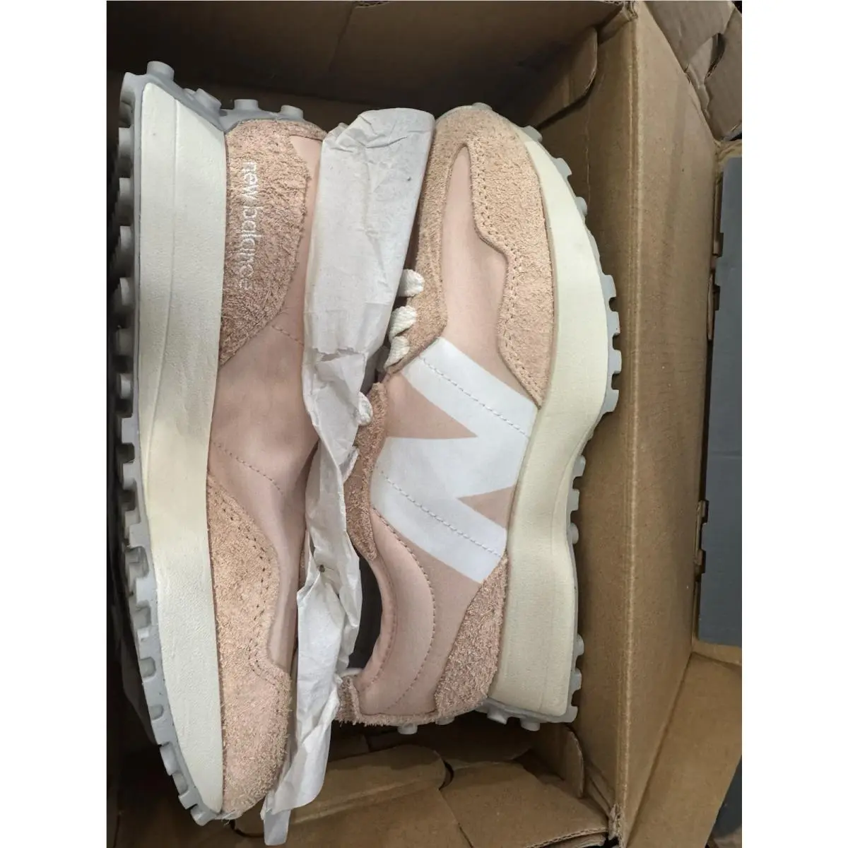 New Balance shoes - New Balance 327 - Pink 7