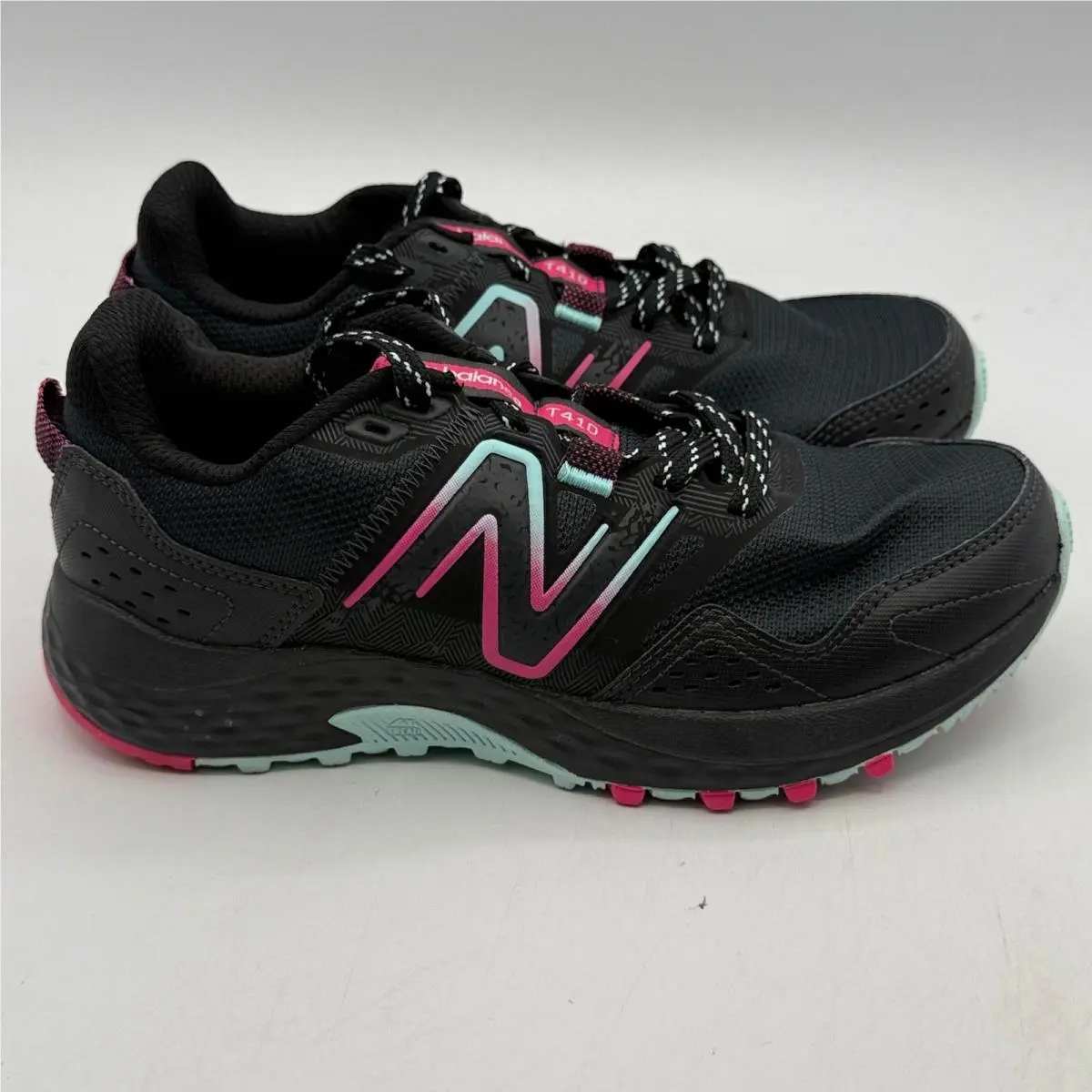 New Balance 410v8 Shoes Women Size 6 Black Blue Trail Running WT410LC8