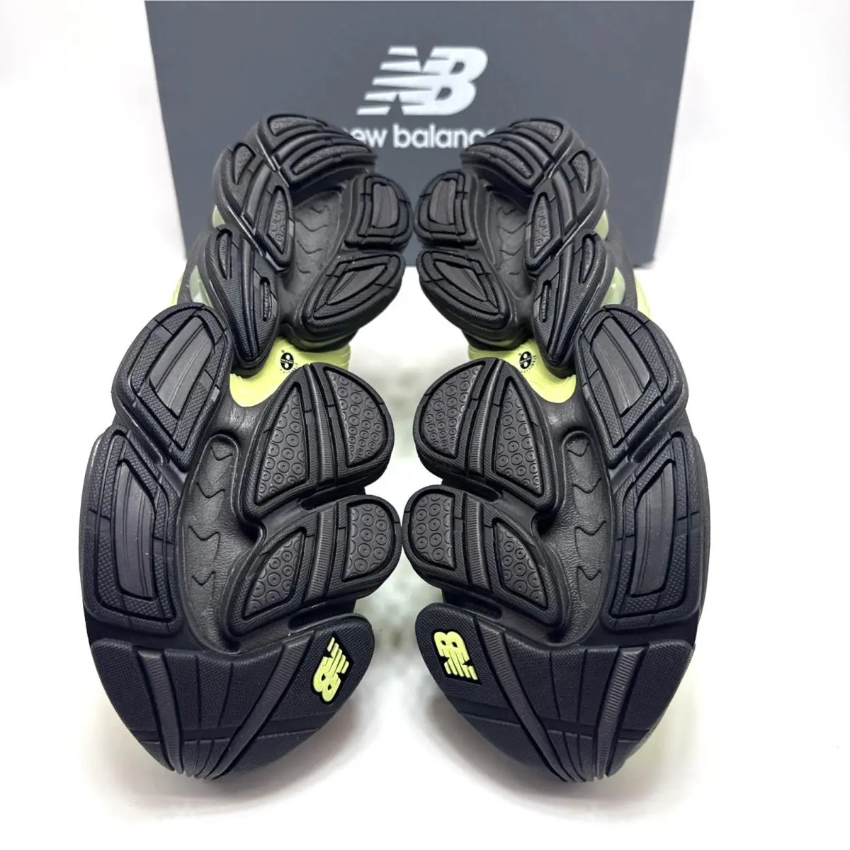 New Balance shoes - New Balance - U2000858 - Limelight 3