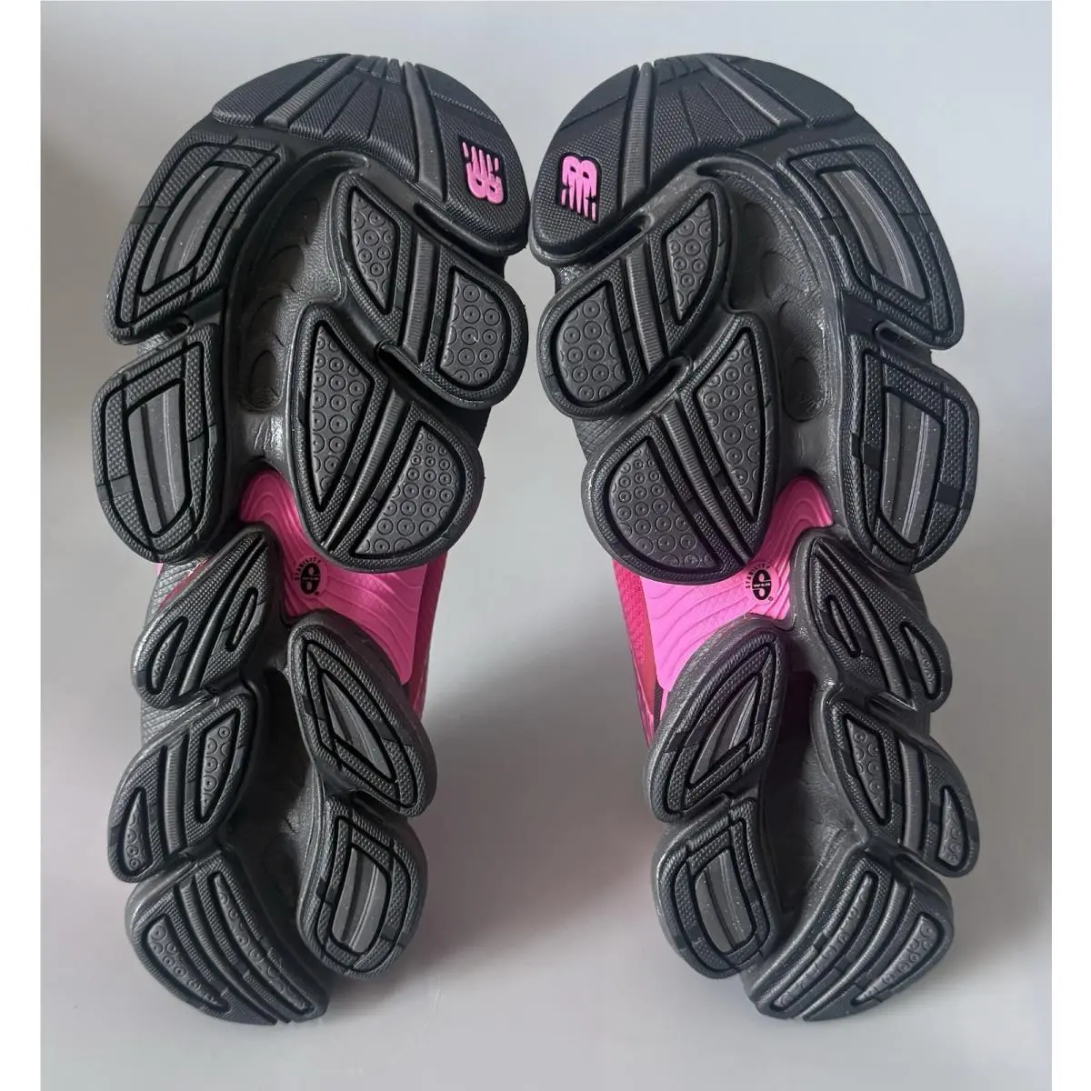 New Balance shoes - New Balance 2000 - Red Pink (UPC: 0198688536314) 5