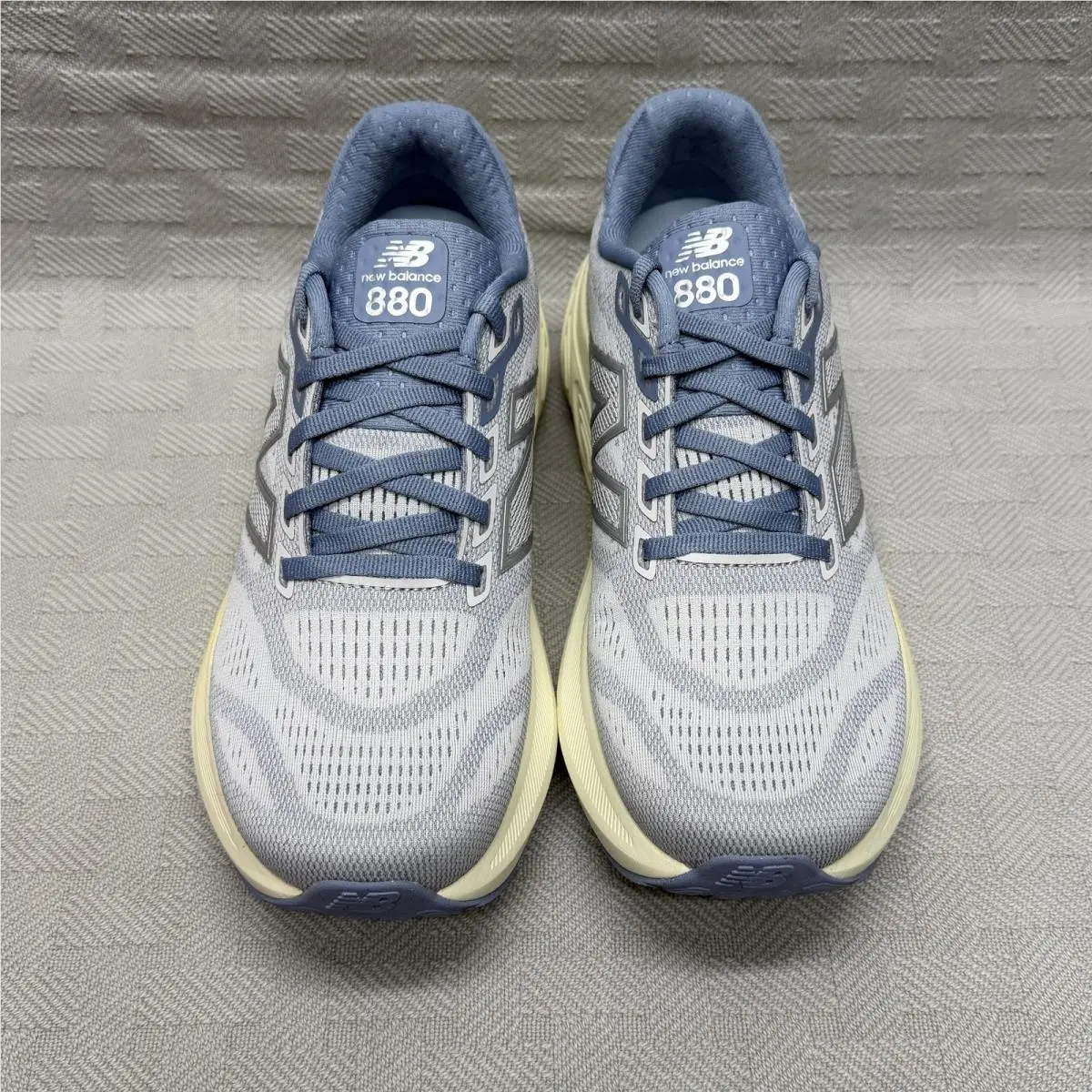 New Balance shoes - New Balance 880 - Gray (UPC: 197968072641) 0