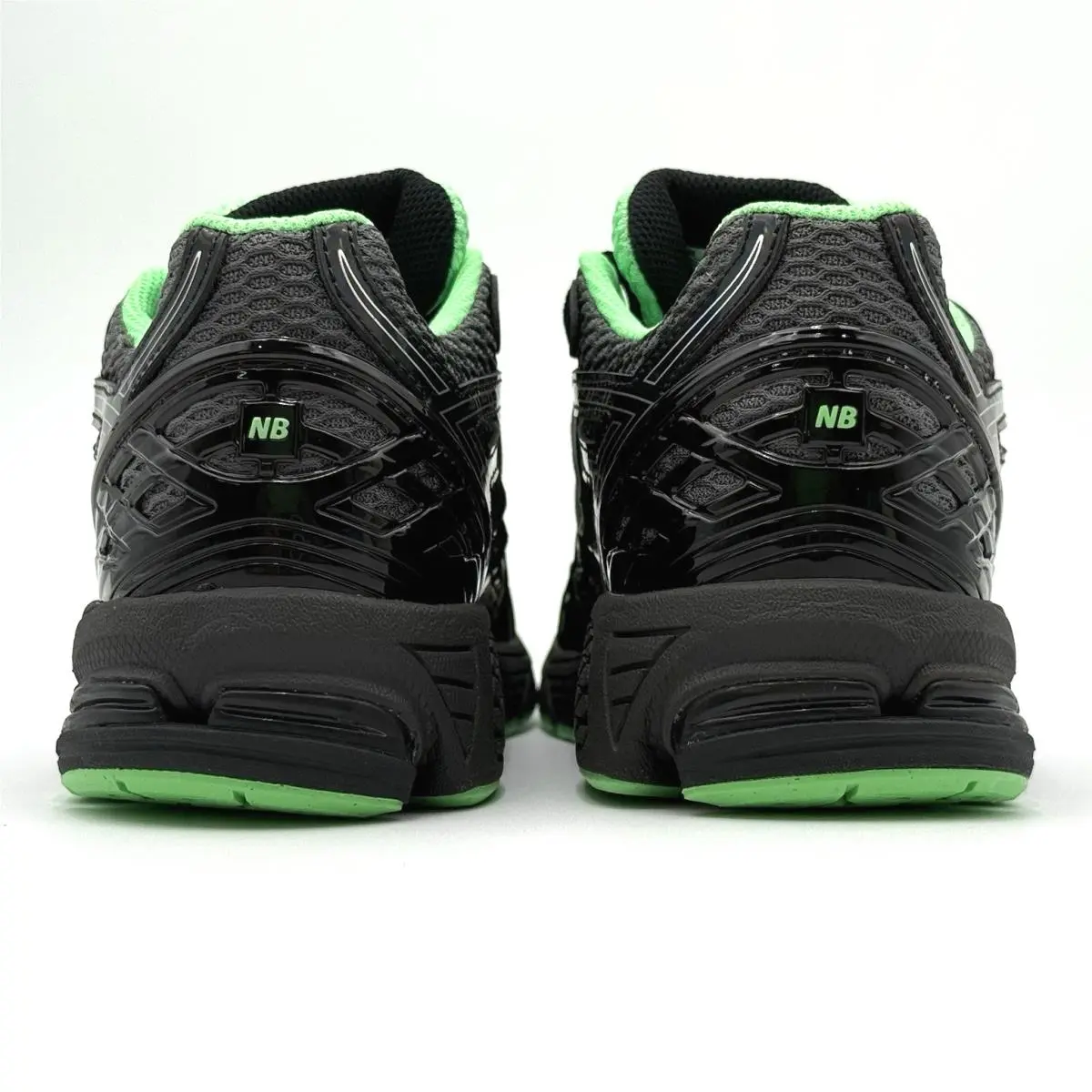 New Balance shoes - New Balance 1906R - U1906RCT - Multicolor, Manufacturer: Dark Silver Metallic/Lab Green (UPC: 198686303079) 2
