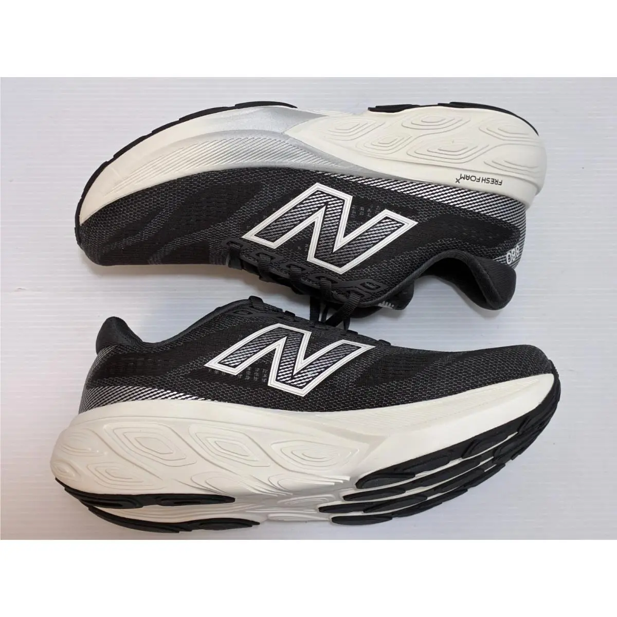 New Balance shoes - Black 2