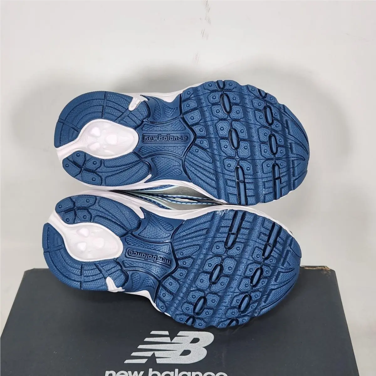 New Balance shoes - 740 Bungee Lace - Bungee Lace - Blue 4