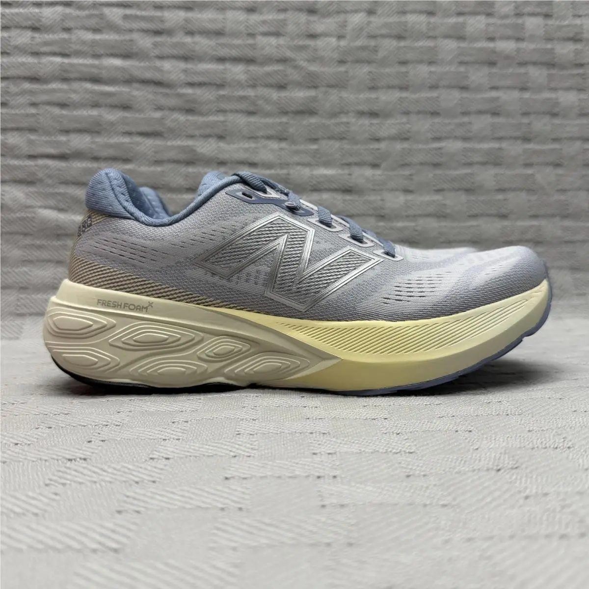 New Balance Shoes Womens Size 7 Grey Fresh Foam X 880v15 Running Sneaker W880C15