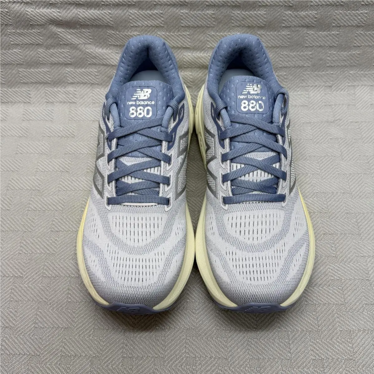 New Balance shoes - New Balance 880 - Gray (UPC: 197968072610) 0