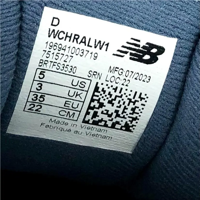 New Balance shoes - White (UPC: 196941003719) 11