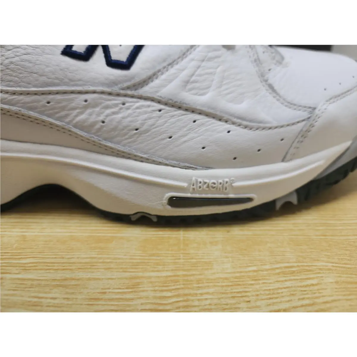 New Balance shoes - New Balance 800 - White 6