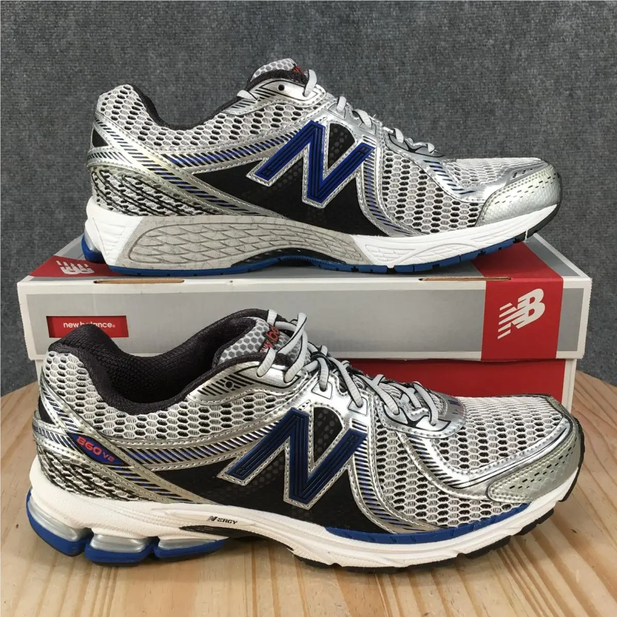 New Balance 860v2 Running Shoes Mens 14B Lace Up Sneaker Low Top Silver Blue New