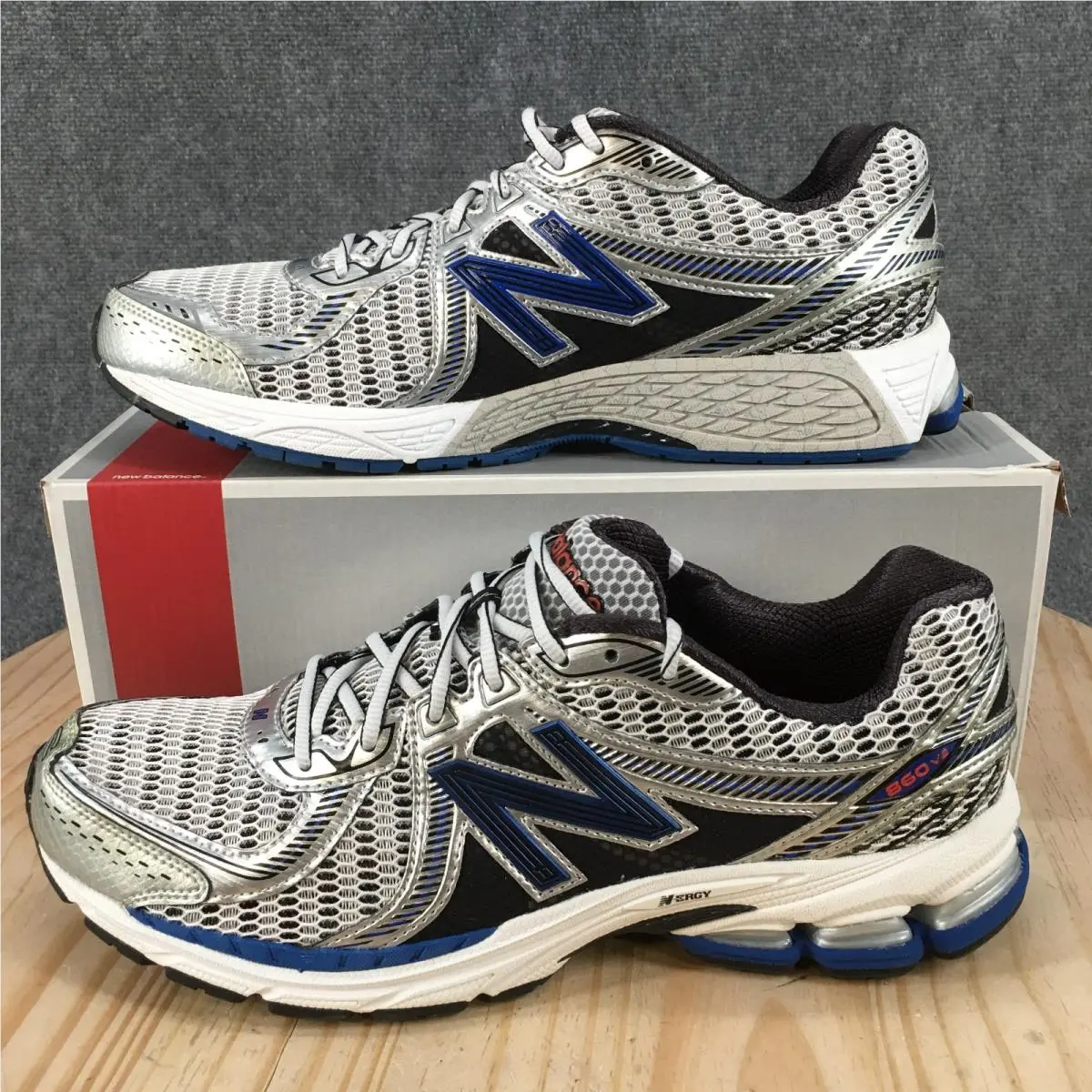 New Balance shoes - New Balance 860 - Multicolor 0