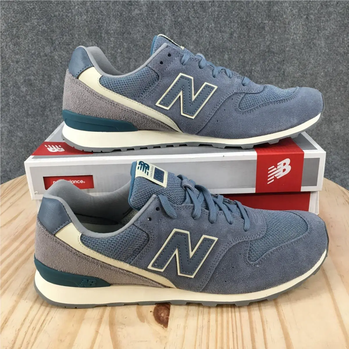 New Balance shoes - New Balance 696 - Blue 0