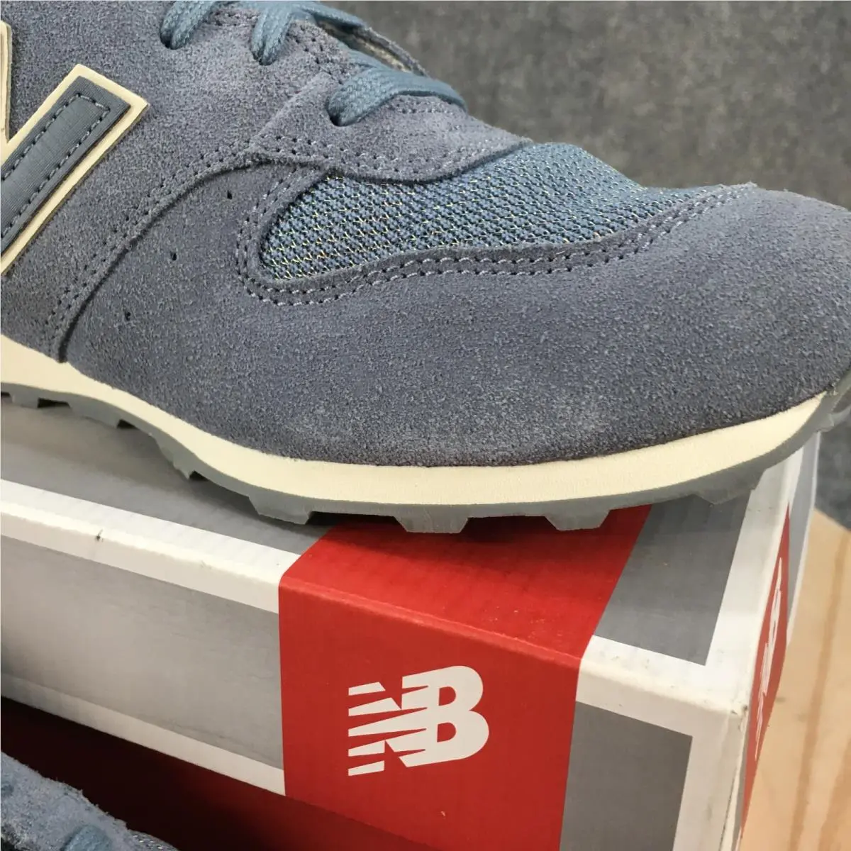New Balance shoes - New Balance 696 - Blue 2