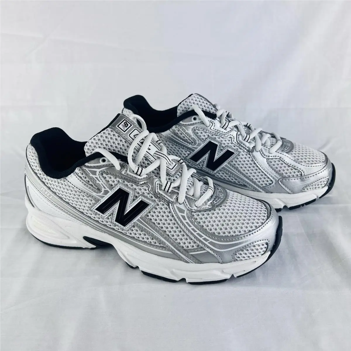 New Balance shoes - New Balance 740 - SILVER METALLIC/BLACK (UPC: 0198686885193) 1