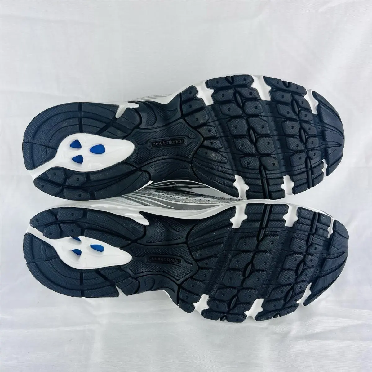 New Balance shoes - New Balance 740 - SILVER METALLIC/BLACK (UPC: 0198686885193) 6