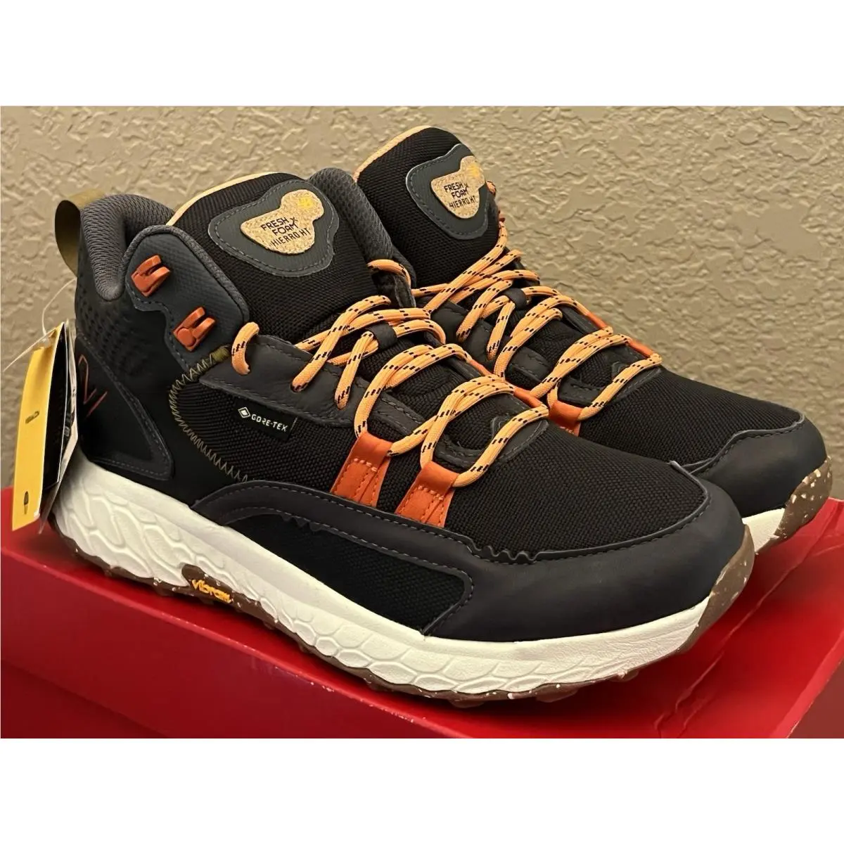 New Balance shoes - New Balance Fresh Foam Hierro - Black 3