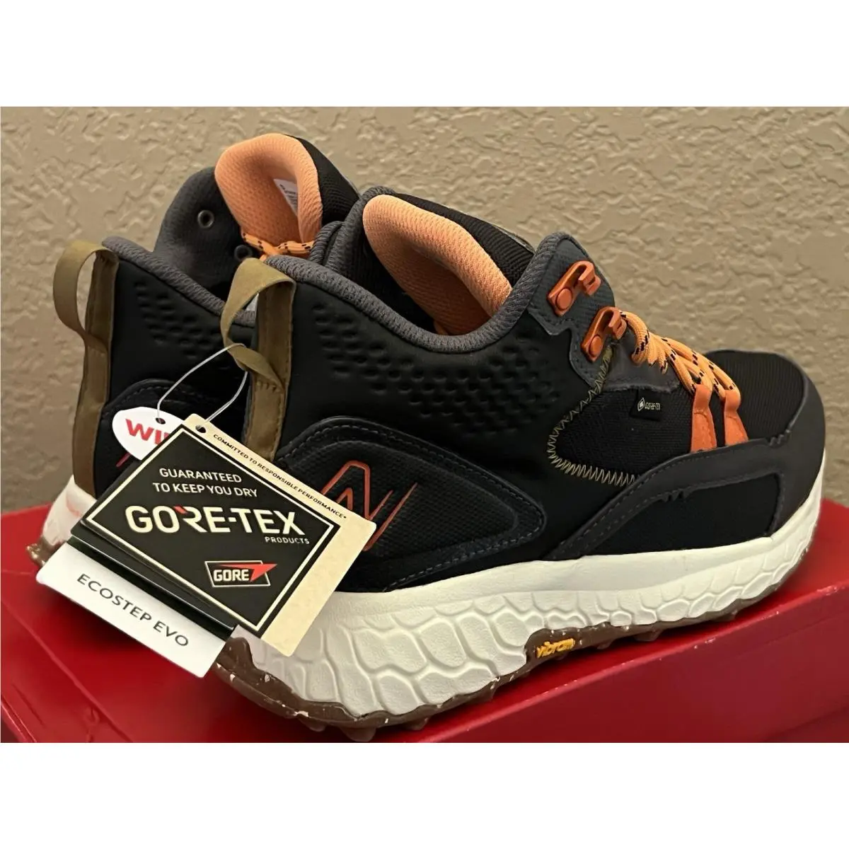 New Balance shoes - New Balance Fresh Foam Hierro - Black 5