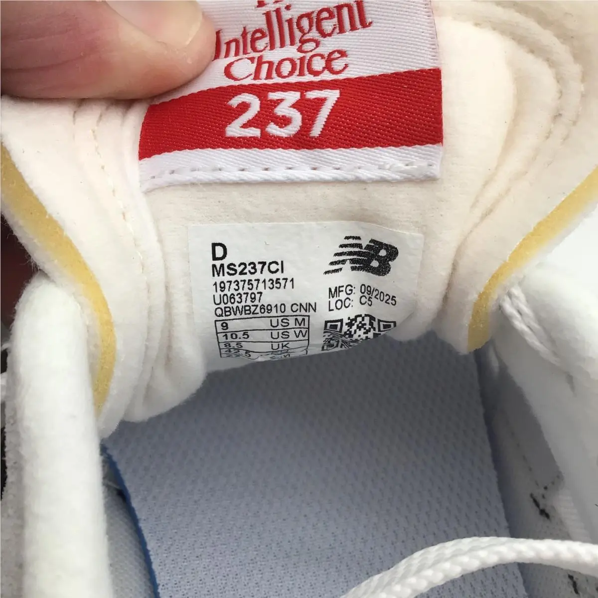 New Balance shoes - New Balance 237 - White 4