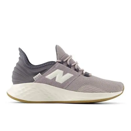 New Balance shoes - New Balance Fresh Foam Roav - Purple 0