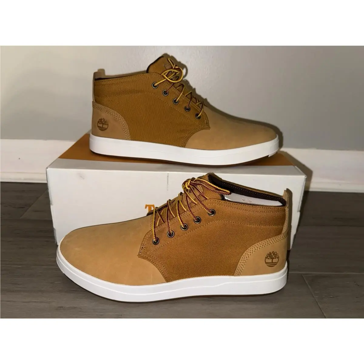 Timberland Davis Square Chukka Mid Top Leather Sneakers Shoes Men`s Size 10