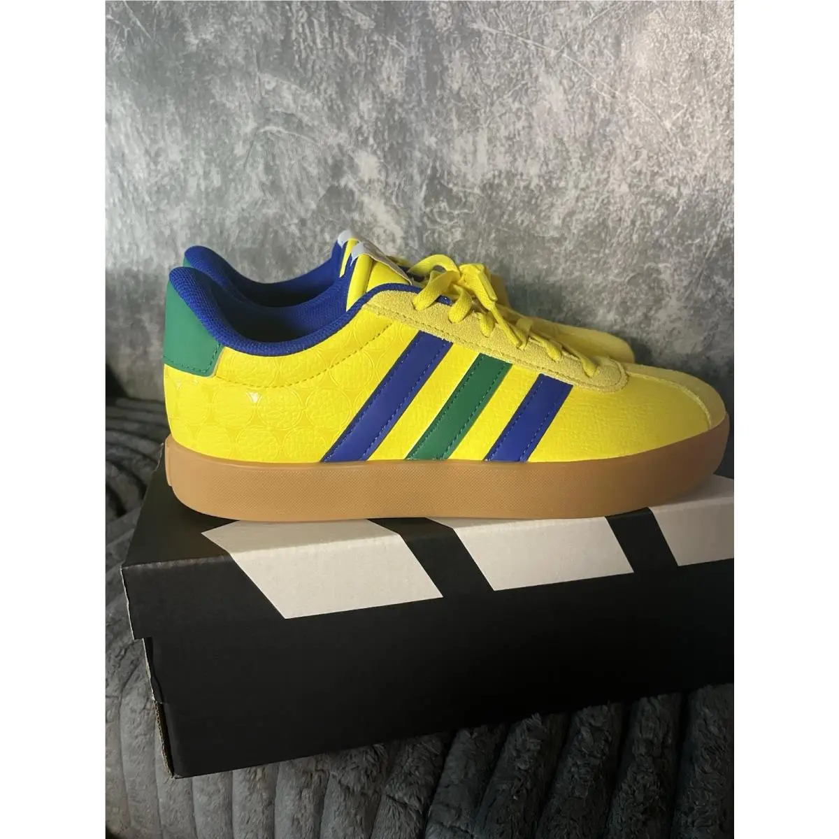 VL Court 3.0 K Kids Shoes Yellow Blue Green Brazil KI3123 Size 4 IB by Adidas