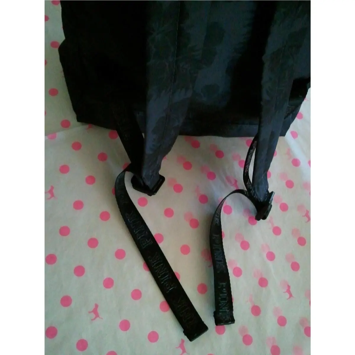 Victoria's Secret  bag   - Multicolor, Manufacturer: Black Floral, Handle/Strap: Multicolor 12