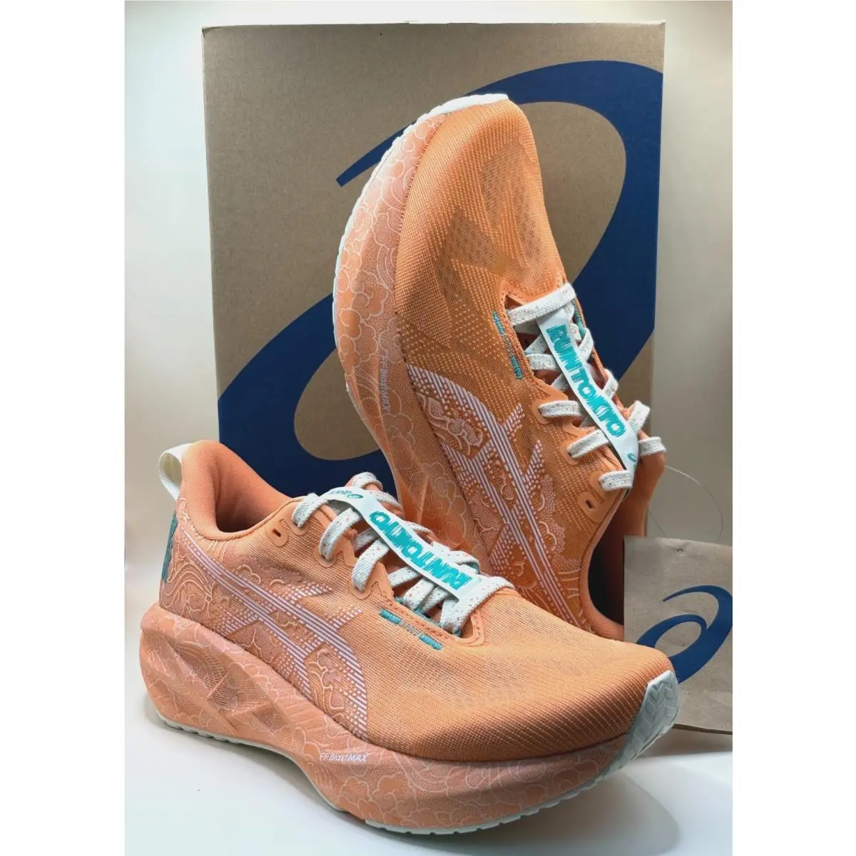 Asics Novablast 5 Tokyo 1013A206-700 Sun Peach/white Unisex Running Shoes