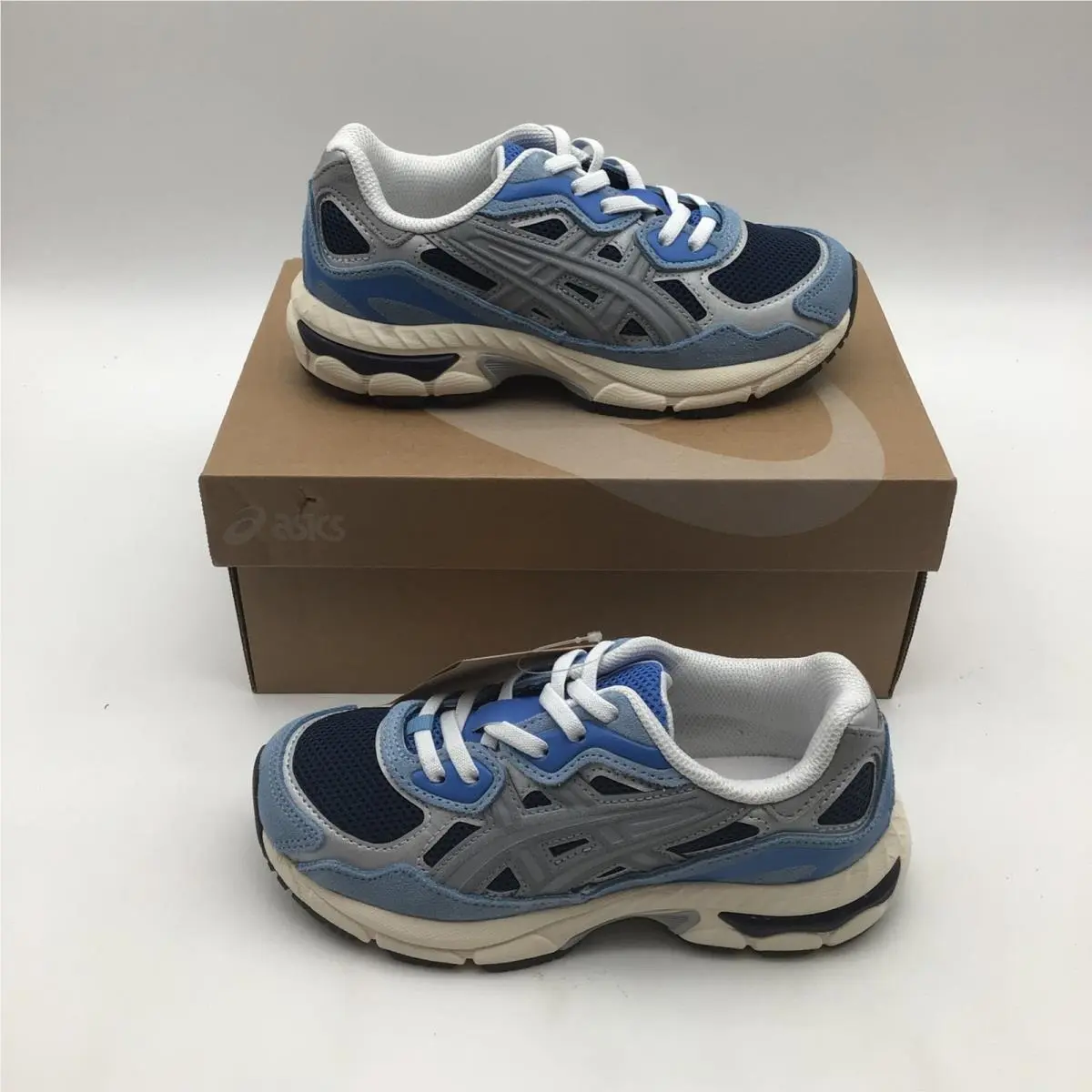 Asics Gel-nyc PS Kids Running Shoes Independence Blue Gravel 1204A176 Size 1