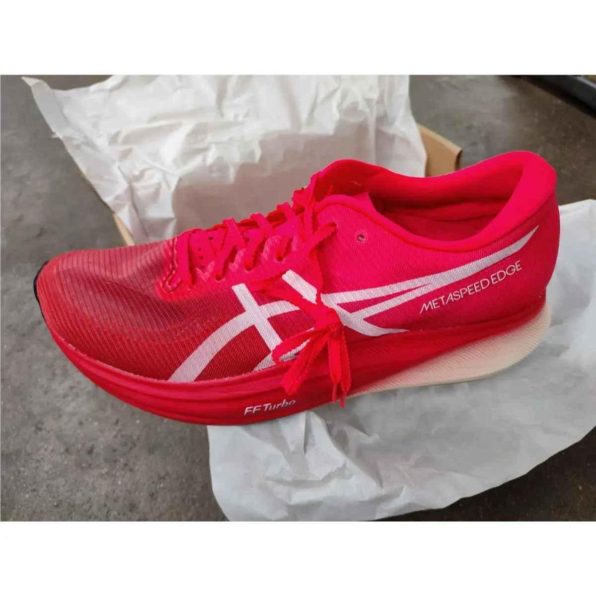 Asics shoes - ASICS Metaspeed Edge - Metaspeed Edge - 1013A116-700 - Pink 0