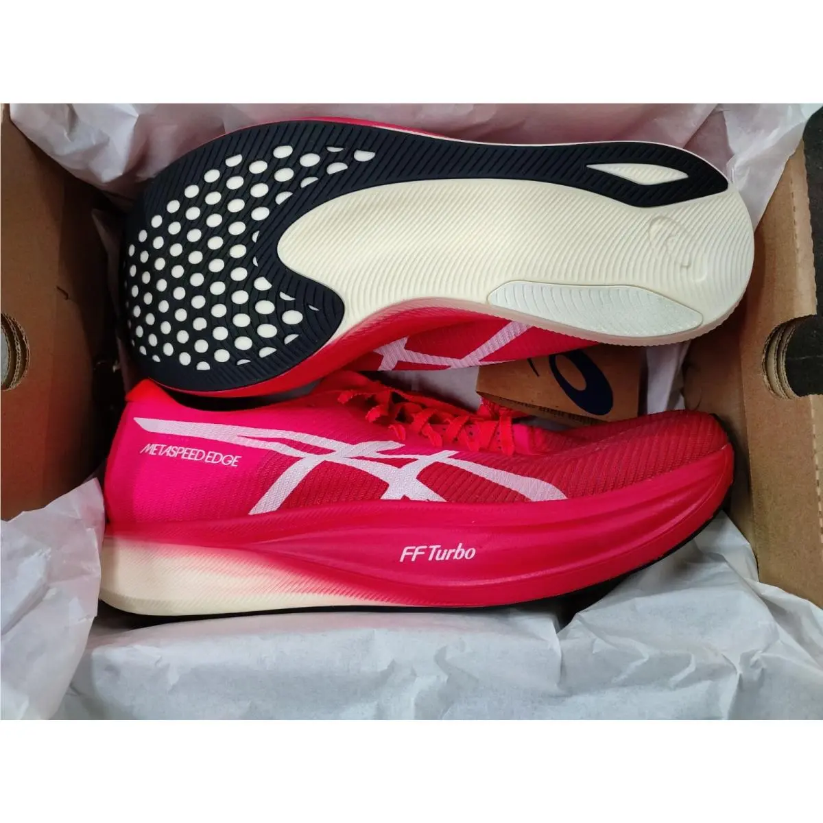 Asics shoes - ASICS Metaspeed Edge - Metaspeed Edge - 1013A116-700 - Pink 3