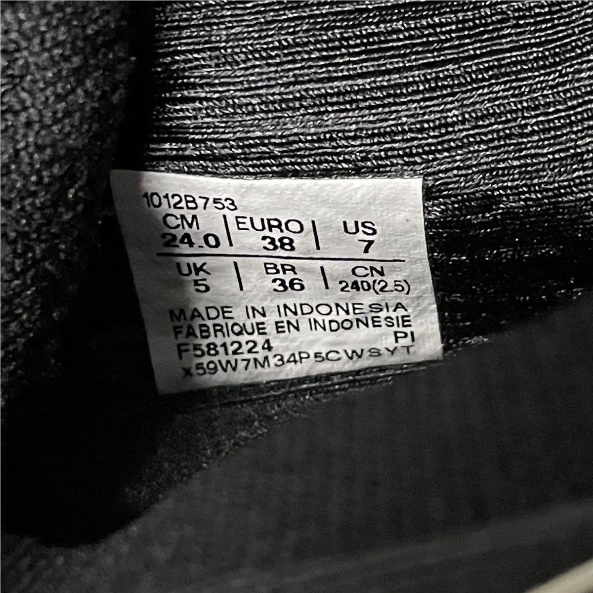 Asics shoes - VS202221 - vs-202221 - Black (UPC: 197298656634) 0
