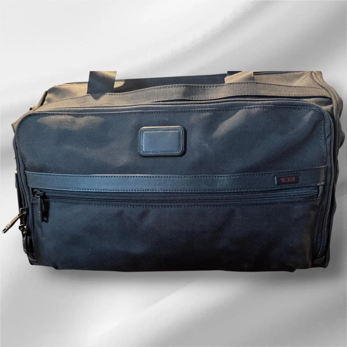 Tumi Black 18 Alpha II Framed Soft Duffel Bag Carry On Laptop Travel Nylon Men