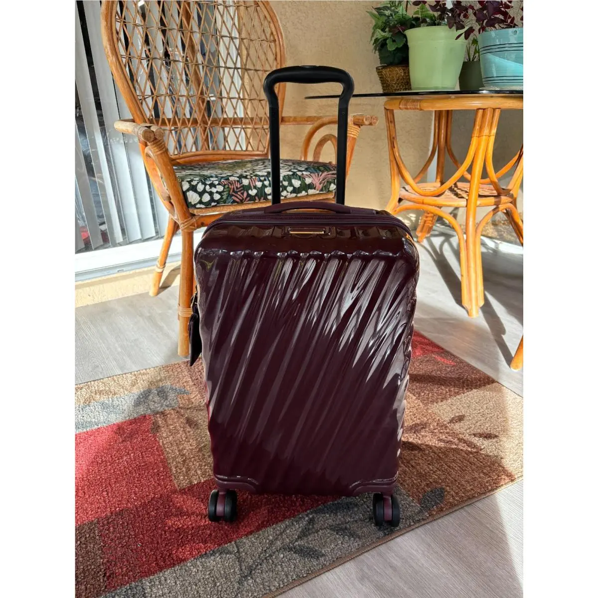 Tumi 19 Degree International Expandable Carry-on Color: Burgundy