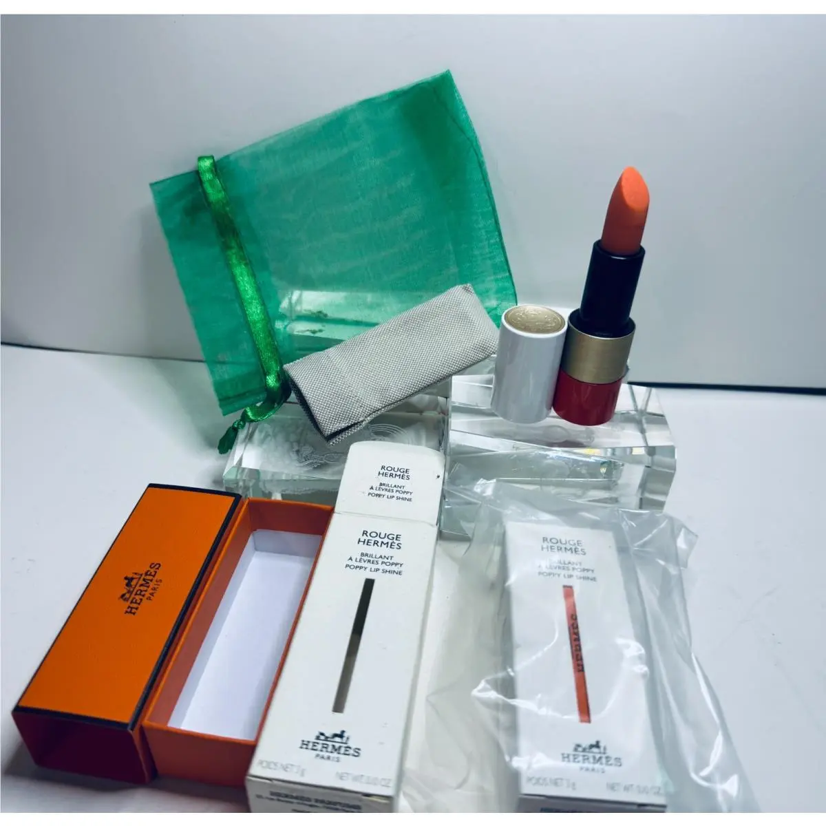 Poppy Lip Shine  Matte Lipstick by Hermes