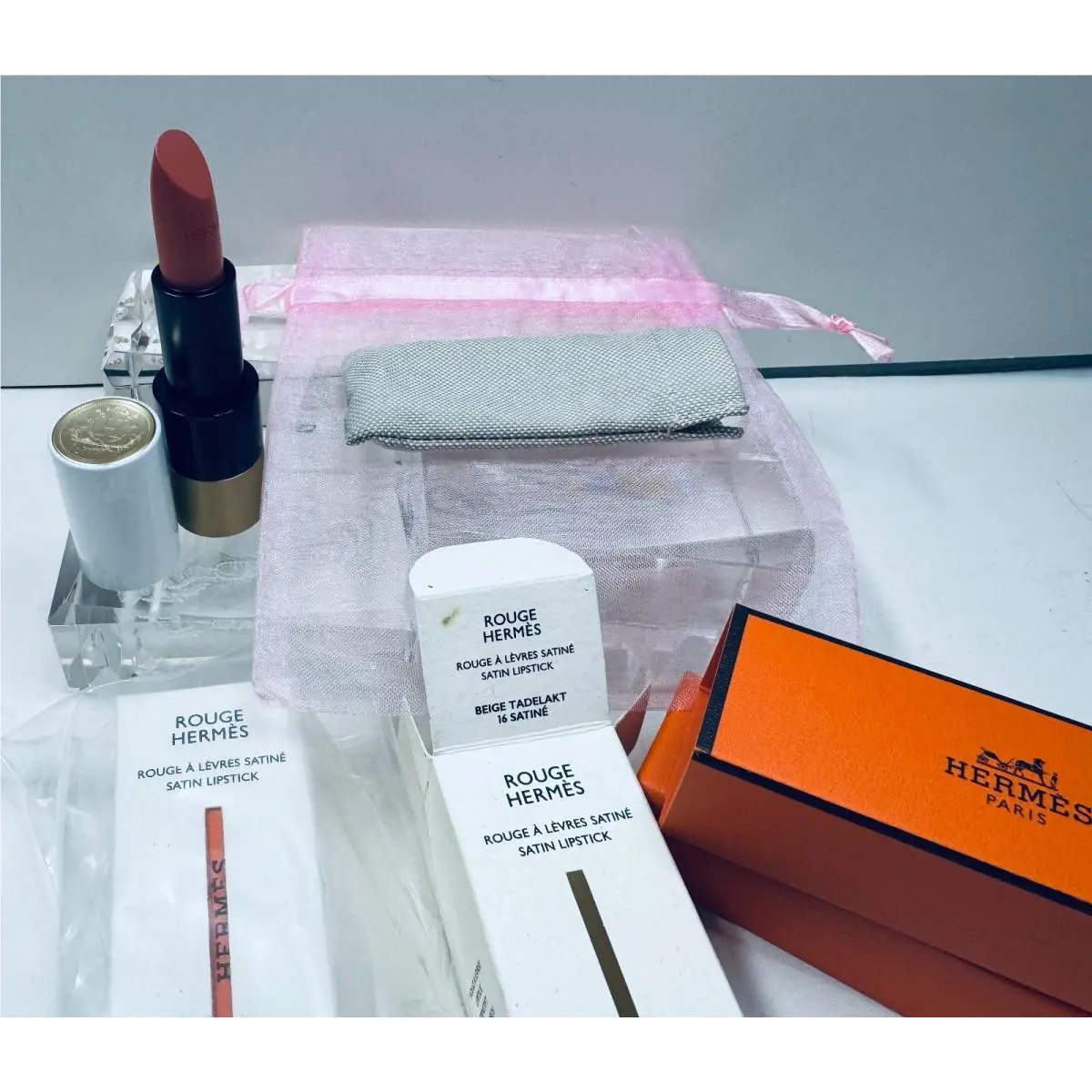 16 Rose Tadelakt Hermes Satin Lipstick
