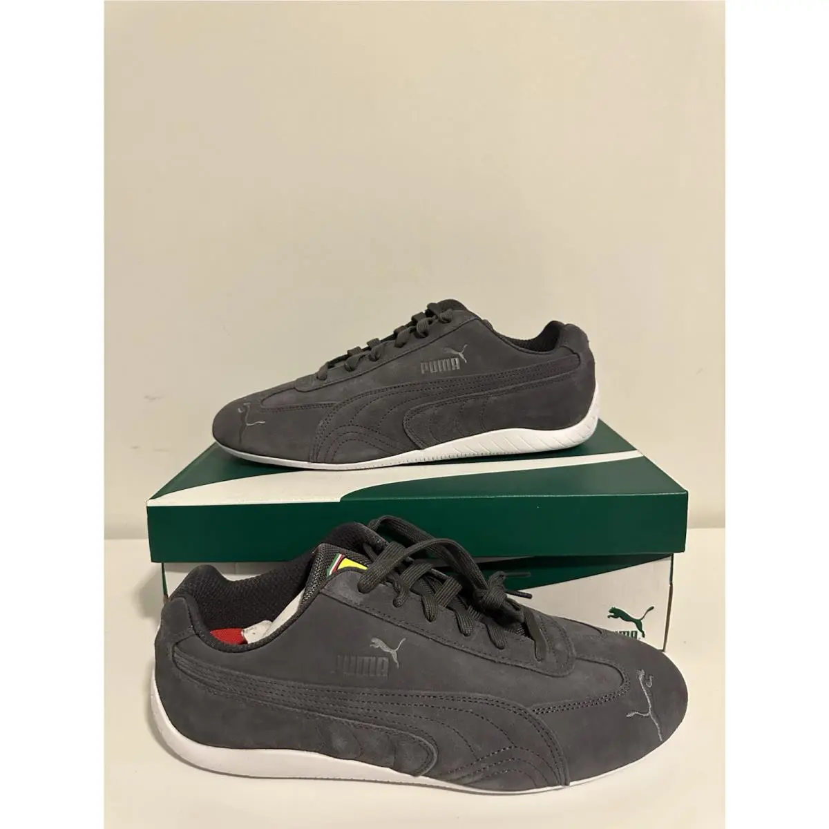 Size 11  Scuderia Ferrari x Speedcat Suede Black White Grey 307822-01 Men`s by Puma