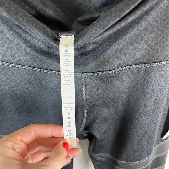 Lululemon clothing - Black 3
