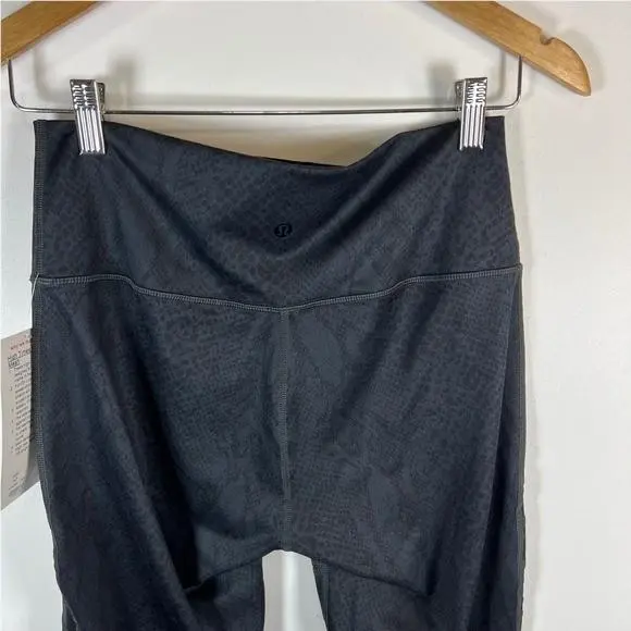Lululemon clothing - Black 5
