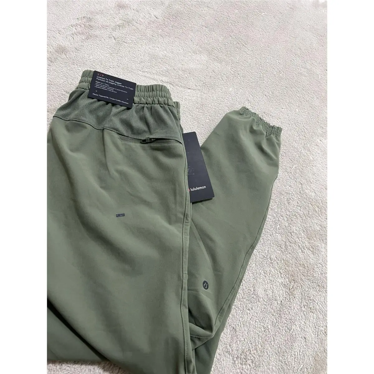 Lululemon clothing - Green 3